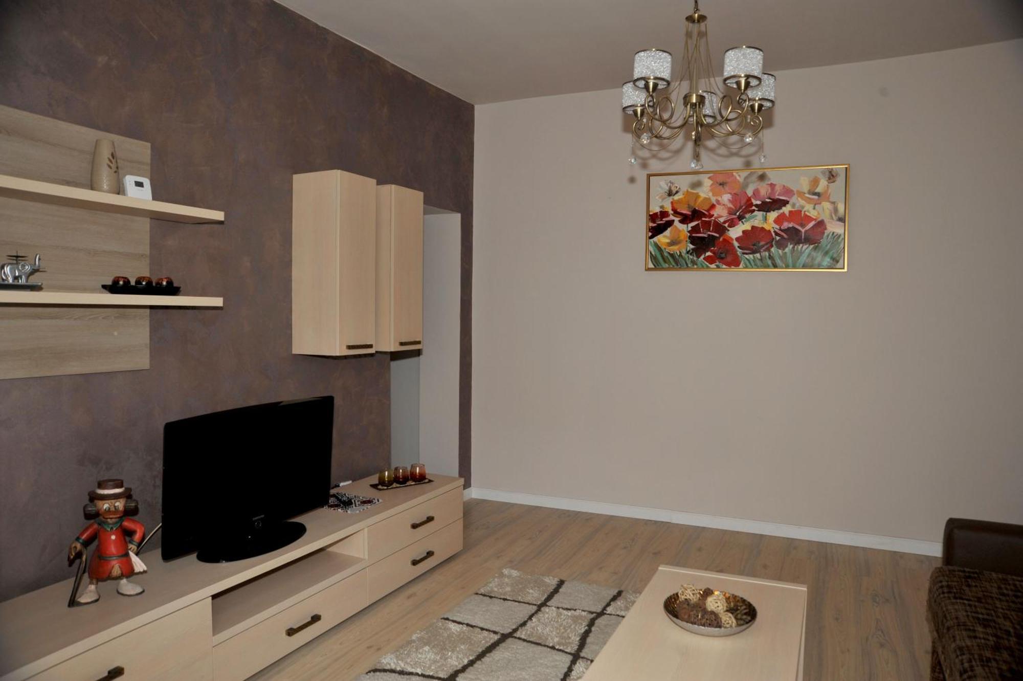 Like Home Brasov Bagian luar foto