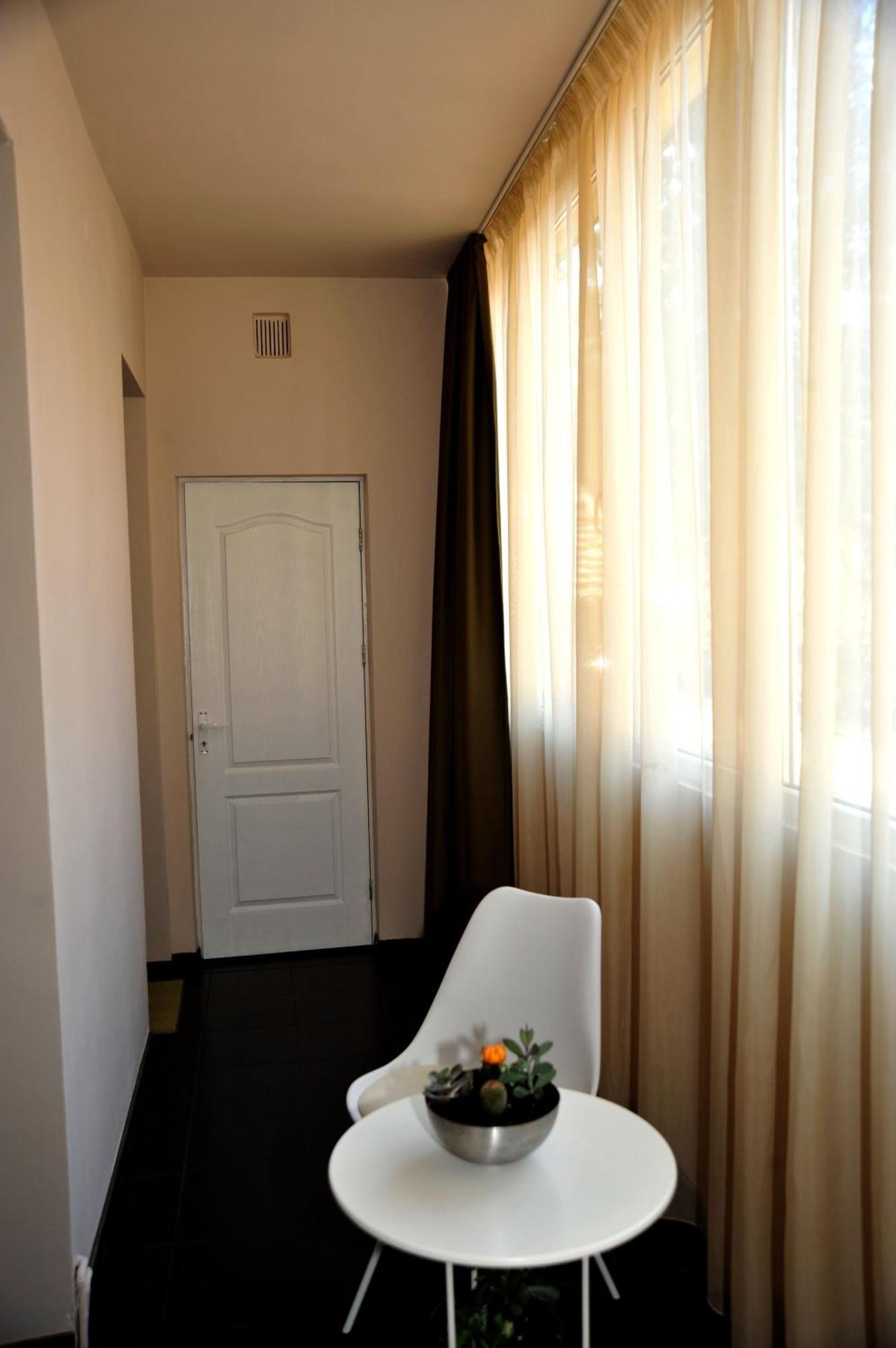 Like Home Brasov Bagian luar foto
