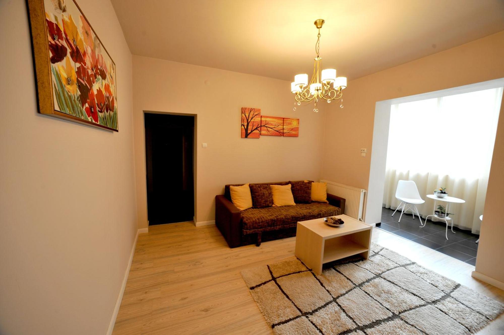 Like Home Brasov Bagian luar foto