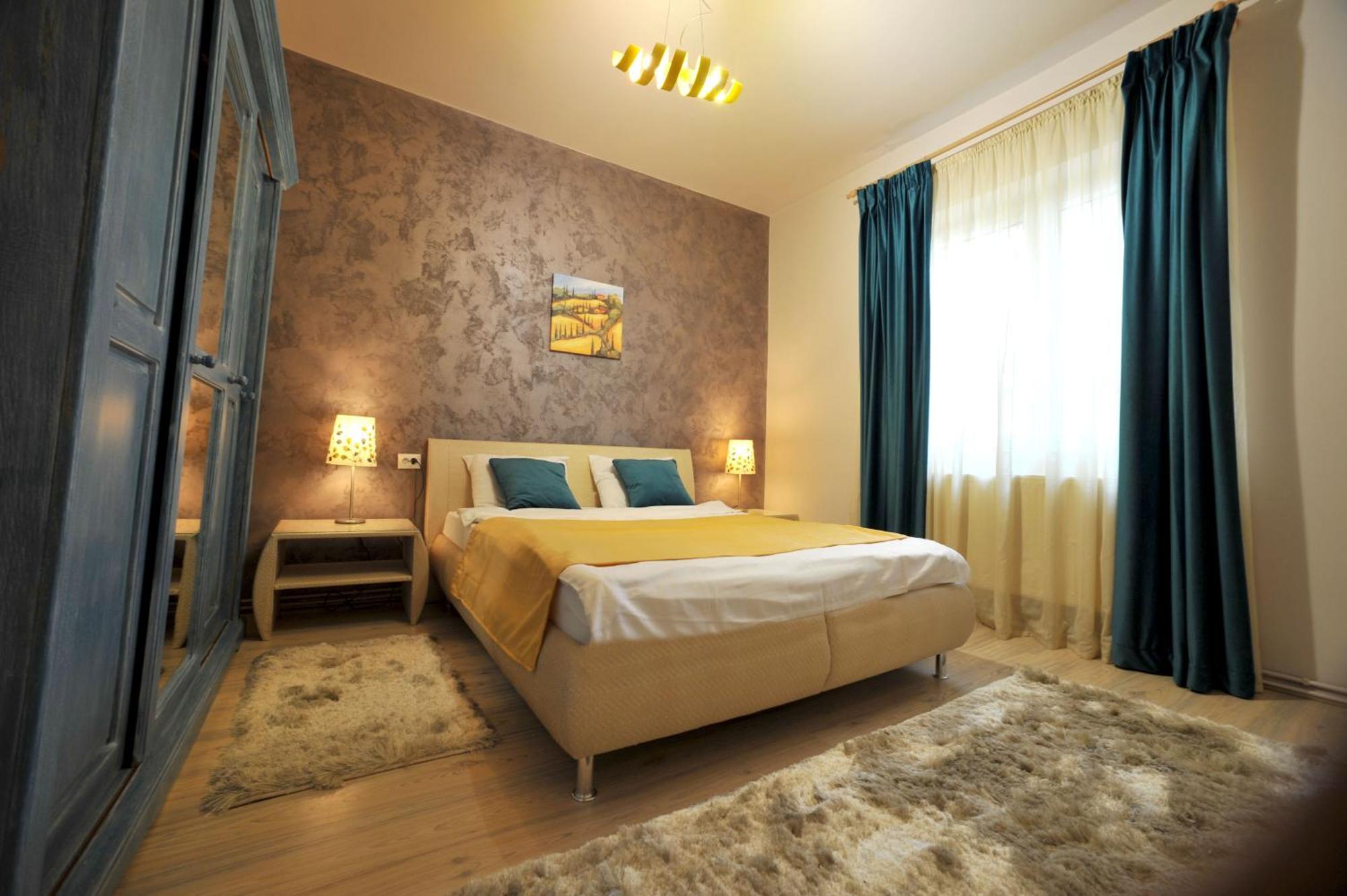 Like Home Brasov Bagian luar foto