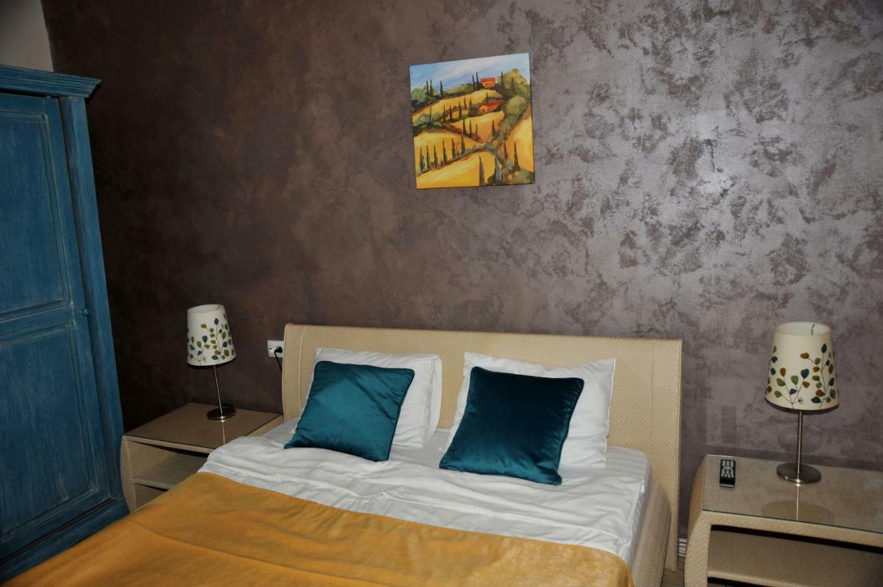 Like Home Brasov Bagian luar foto